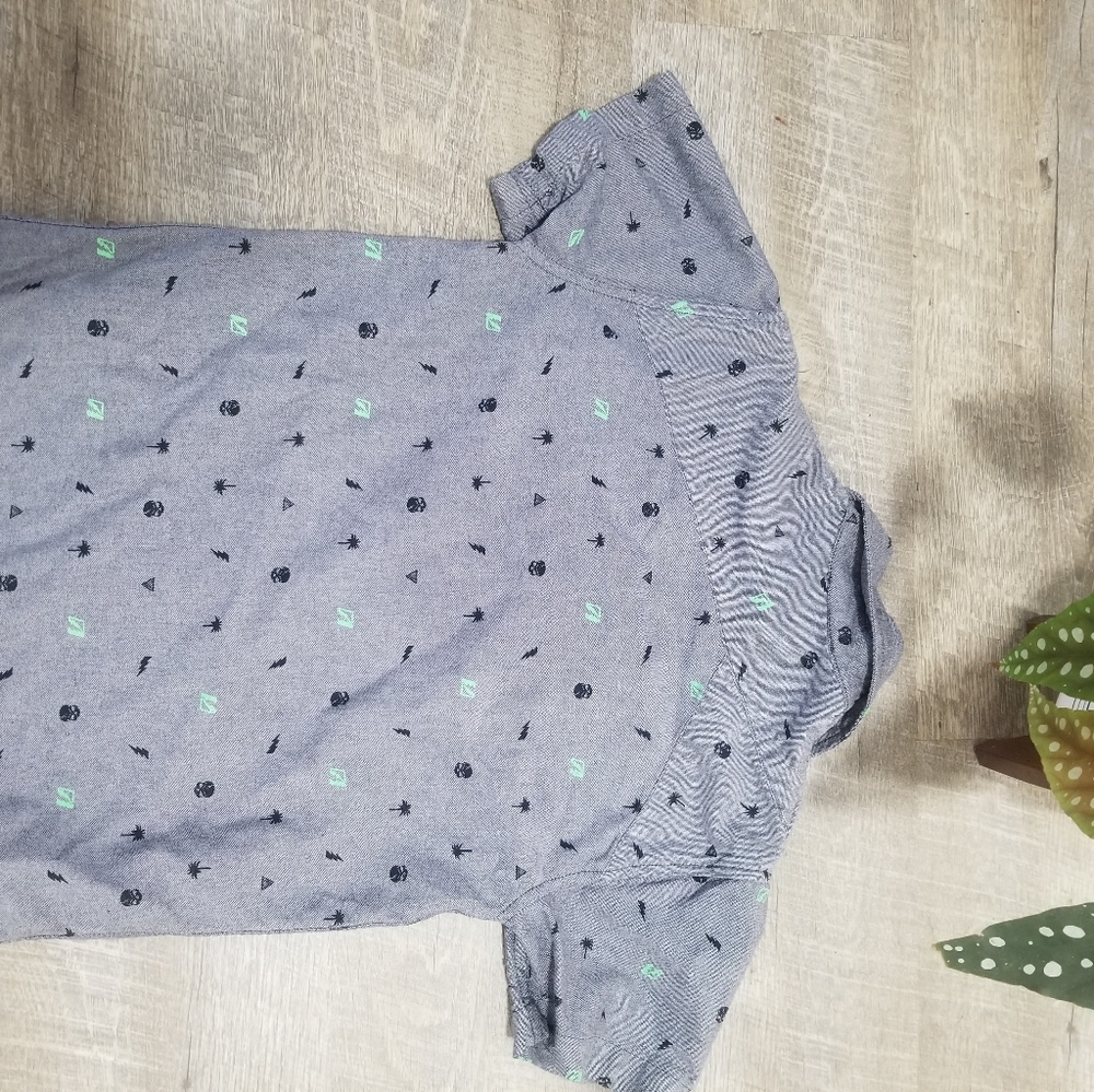 Amplify Button Up - Picture 5 of 5